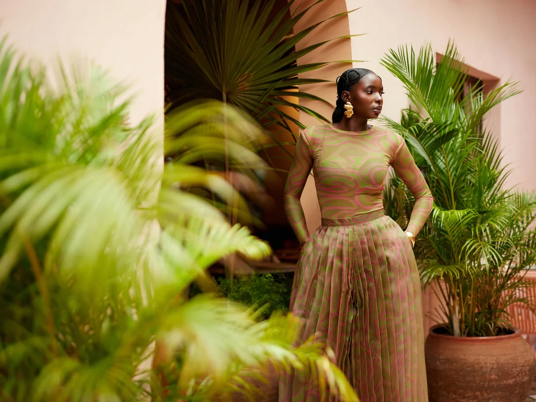 Fabric Notes: Why Pleats and Fringe Move the Way They Do